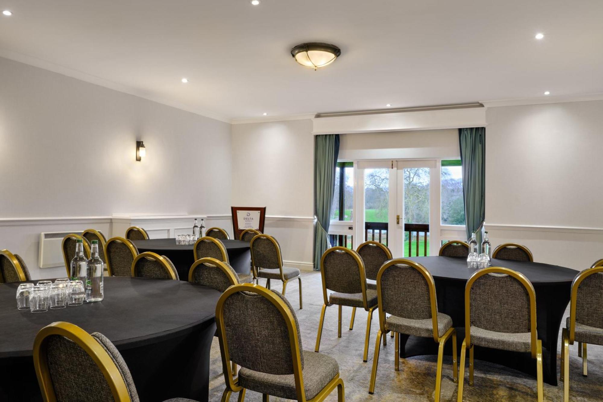 Delta Hotels By Marriott St Pierre Country Club Chepstow Esterno foto