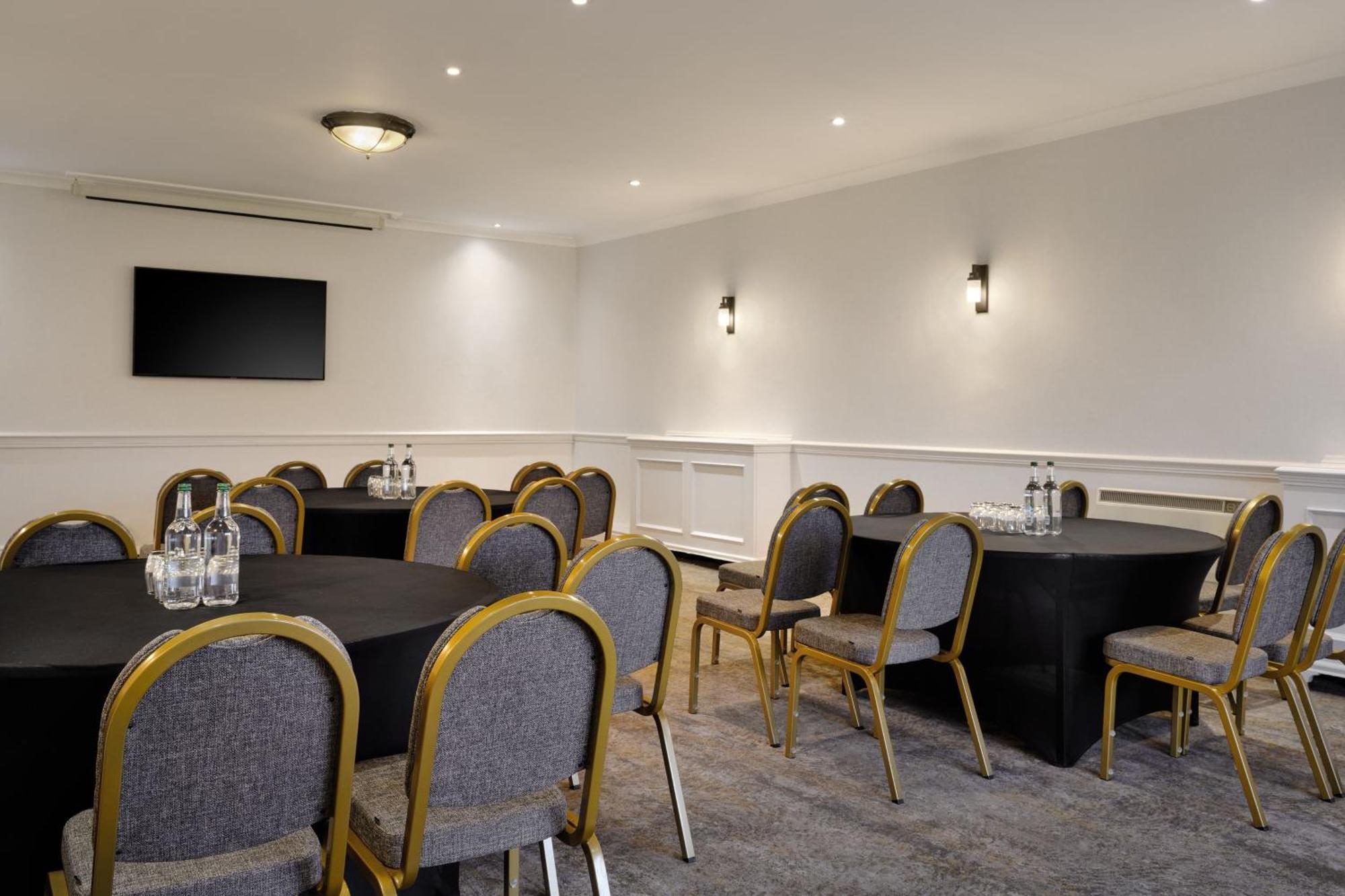 Delta Hotels By Marriott St Pierre Country Club Chepstow Esterno foto